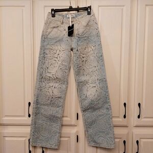Innovare Denim Flower Cutout Jeans Size S (US4)